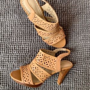 Adrienne Vittadini Heels 👠